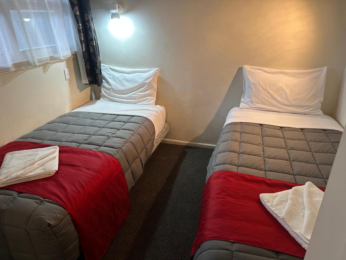 Touchwood Motor Inn & Inner City Camping Ground Auckland Esterno foto